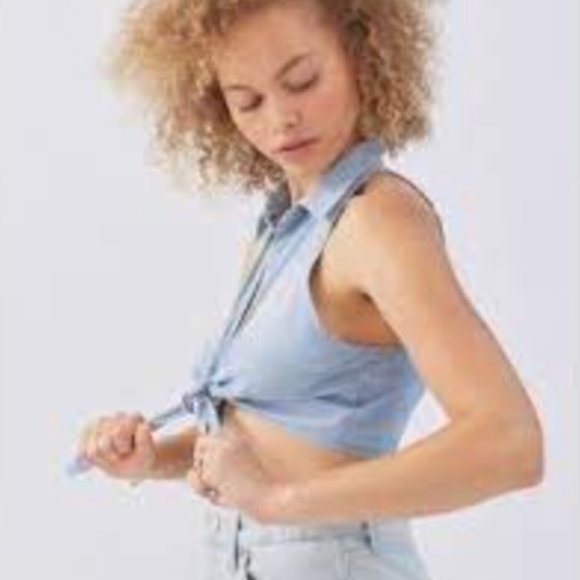 UO Palmer Chambray Tie-Front Blouse - NWT! - Picture 2 of 4